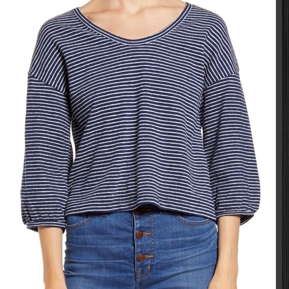 Madewell V-Neck Bubble-Sleeve Sweatshirt